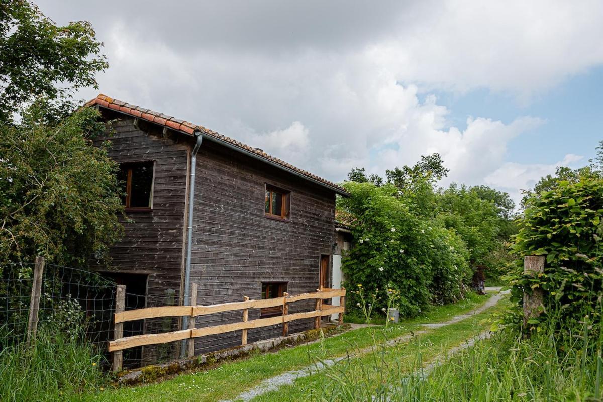 Luxuszelt Nuit *e* Toilee A La Ferme Du Petit Puyaume